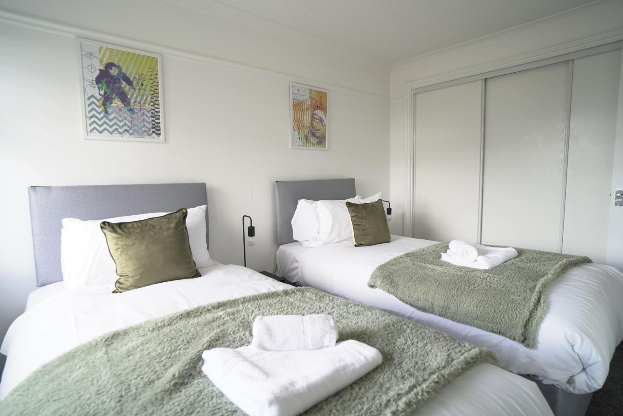 Dunalastair Apartment *